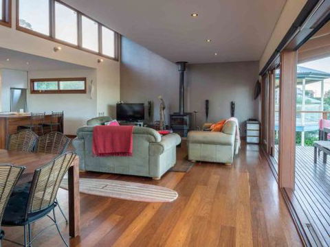 CARMELONE Gerroa 4pm Check Out On Sundays - Accommodation Port Macquarie 6