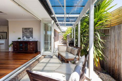 Rosebud Seaside Accommodation - Accommodation Port Macquarie 3
