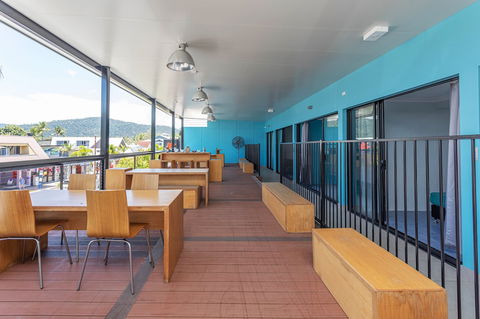 Airlie Sun & Sand Accommodation Studio 1 - Accommodation Port Macquarie 3