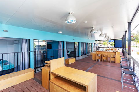 Airlie Sun & Sand Accommodation Studio 1 - Accommodation Port Macquarie 6