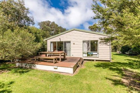 Sixteen Ash Ave Sandy Point - Accommodation Port Macquarie 1
