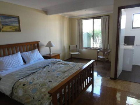 14 Tecoma Avenue Sandy Point - Accommodation Port Macquarie 4