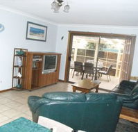 66 Pacific Drive - Accommodation Port Macquarie