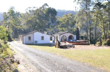 Quiet Rural Retreat With Spa - Accommodation Port Macquarie 0