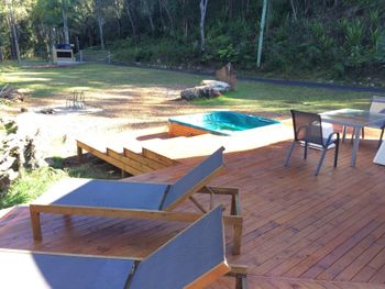 Quiet Rural Retreat With Spa - Accommodation Port Macquarie 2