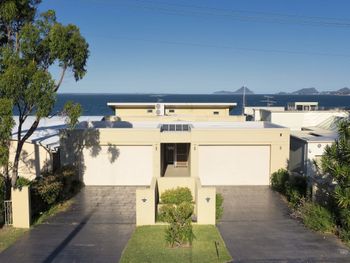 Soldiers Point Road 2 163 Seaside Splendour - Accommodation Port Macquarie 6