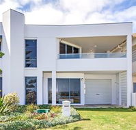 Silver Lining - Accommodation Port Macquarie