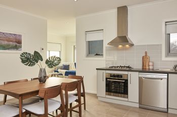 Cute Homey Apartment In Chadstone - Accommodation Port Macquarie 2