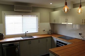 Tranquil 3 Bedroom Next To National Park - Accommodation Port Macquarie 4