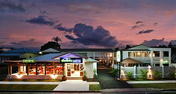 Discovery Cairns - Accommodation Port Macquarie 0