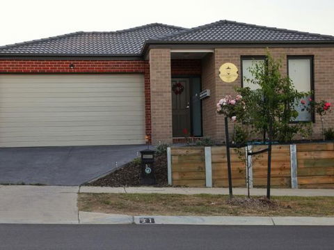 London Park Resort Melbourne - Accommodation Port Macquarie 1