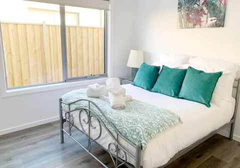 Brand New Home - 10min To Beach & Torquay - Accommodation Port Macquarie 6
