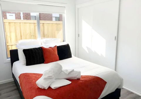 Brand New Home - 10min To Beach & Torquay - Accommodation Port Macquarie 3