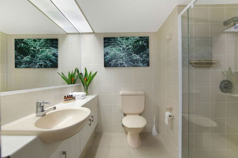 Cairns Oceanview At 181 The Esplanade 34 - Accommodation Port Macquarie 3