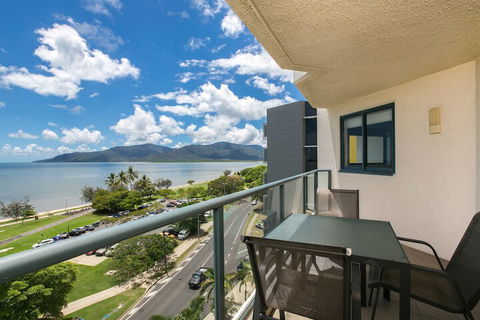 Cairns Oceanview At 181 The Esplanade 34 - Accommodation Port Macquarie 6