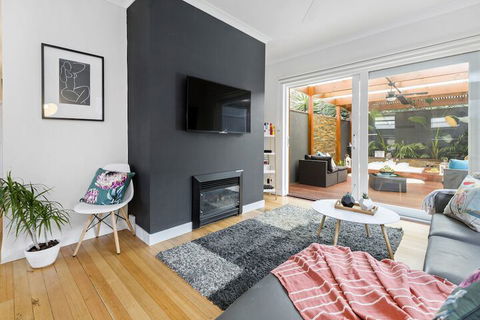 AMORE - Accommodation Port Macquarie 0