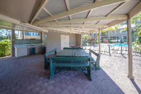 2 Bedroom Apartment Carindale - Accommodation Port Macquarie 2