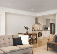 Sleek  Spacious Flat - Accommodation Port Macquarie
