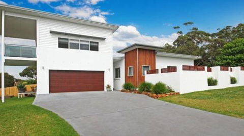 THE WHITE HOUSE - Accommodation Port Macquarie 0