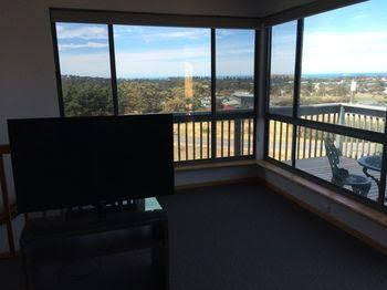 Victor Harbor Seaview Apartments - Accommodation Port Macquarie 0