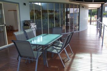 Mathews - Accommodation Port Macquarie 2