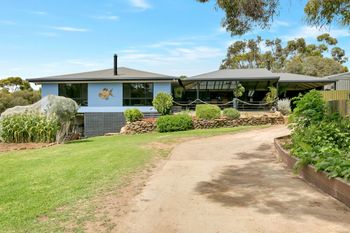 Juggle House - Accommodation Port Macquarie 4