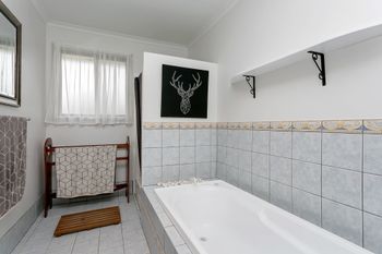 Juggle House - Accommodation Port Macquarie 3