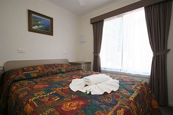 Wallamba River Holiday Park - Accommodation Port Macquarie 2