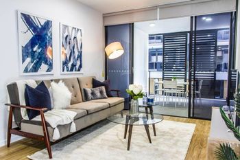 Vibrant City Pad - Accommodation Port Macquarie 0