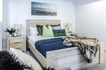 Vibrant City Pad - Accommodation Port Macquarie 3