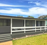 The Relax Shack at Culburra Beach sleeps 7 - Accommodation Port Macquarie