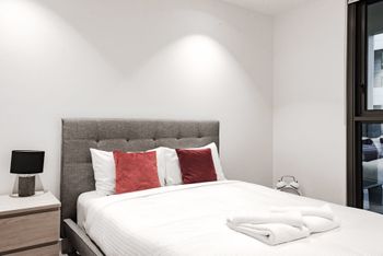 Zenith Melbourne Central - Accommodation Port Macquarie 3