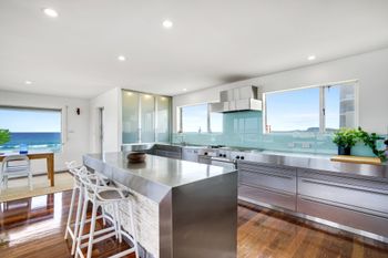 Surf Side Apartments - Accommodation Port Macquarie 4