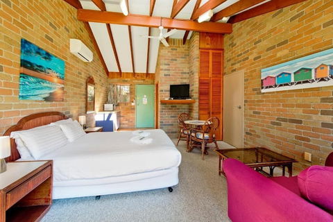 Crescent Head Resort & Conference Centre - Accommodation Port Macquarie 4
