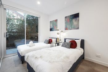Iris Apartments By Ready Set Host - Accommodation Port Macquarie 4