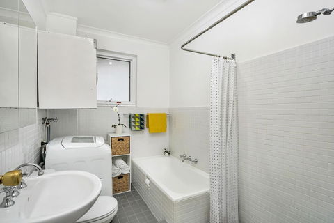 Chatswood Convenience JANET - Accommodation Port Macquarie 0