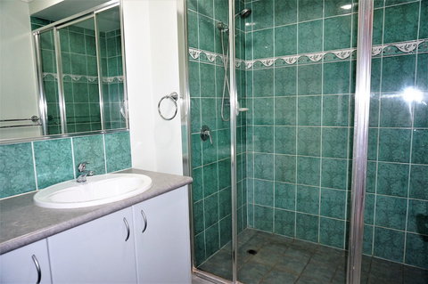 Ningaloo Breeze Villa 2 - Accommodation Port Macquarie 6