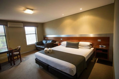 Seacombe House Motor Inn Port Fairy - Accommodation Port Macquarie 3