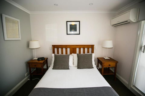 Seacombe House Motor Inn Port Fairy - Accommodation Port Macquarie 6