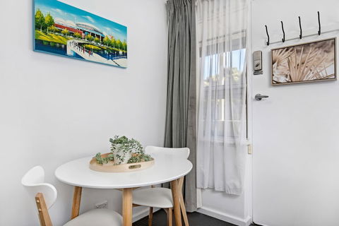 Bayscape Studio Glenelg - Accommodation Port Macquarie 3