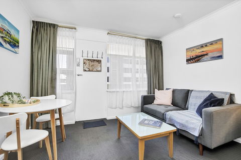 Bayscape Studio Glenelg - Accommodation Port Macquarie 2
