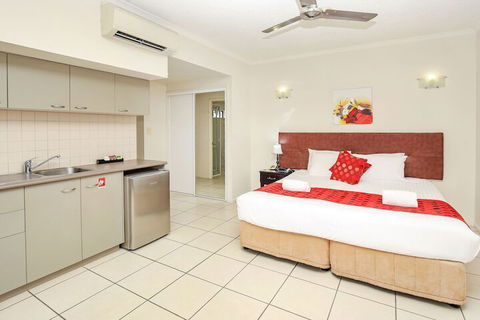 Centrally Located Apartment 1019 - Accommodation Port Macquarie 5