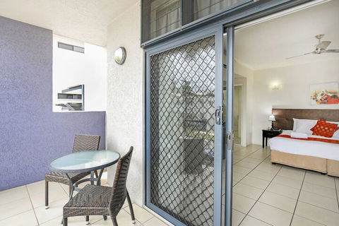 Centrally Located Apartment 1019 - Accommodation Port Macquarie 7