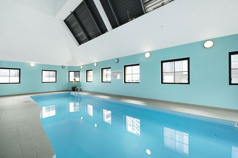 YEHS Hotel Sydney Harbour Suites - Accommodation Port Macquarie 3