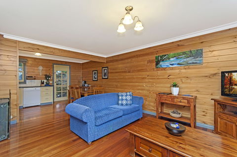 Dunes - Elegant Beach Villa With Huge Swim Spa - Accommodation Port Macquarie 4