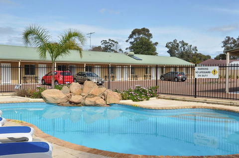 Pinjarra Resort - Accommodation Port Macquarie 2