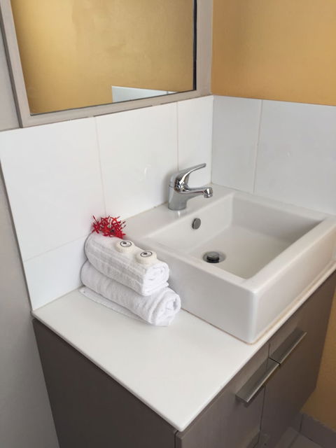 Serenity On Magnetic - Accommodation Port Macquarie 5