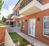 Brand New Townhouse - Accommodation Port Macquarie