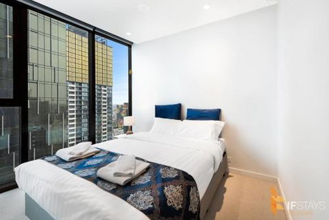 IFSuites (IFSTAYS) Light House Apartment - Accommodation Port Macquarie 1