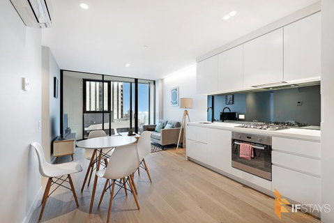 IFSuites (IFSTAYS) Light House Apartment - Accommodation Port Macquarie 3
